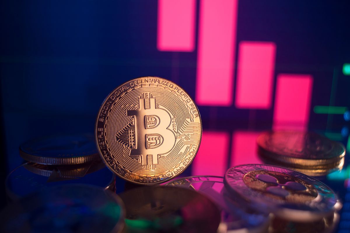 Le marché de la cryptographie rebondit après l'actualité des ETF Bitcoin en niveaux de gris - La Crypto Monnaie