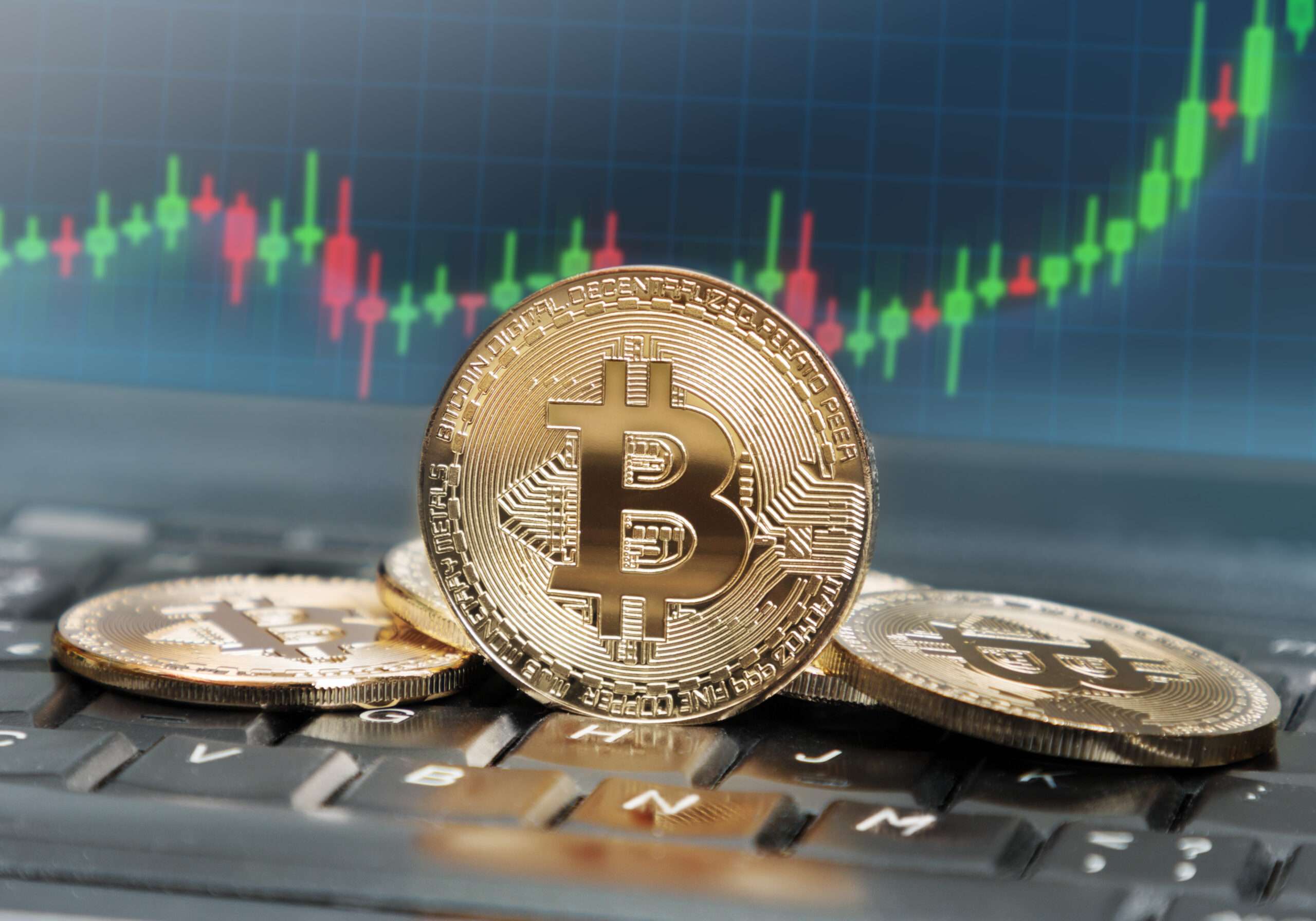 Bitcoin knackt $17.000, #Solana und Cardano führen das Rennen mit mehr als 20% Gewinn an