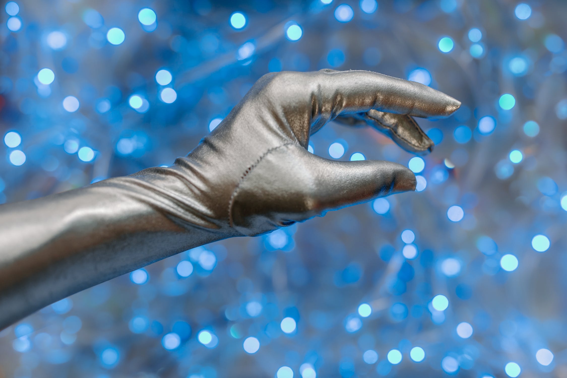 Fundador da Cardano (ADA): aliens e IA podem impactar as eleições presidenciais nos EUA - Bolha Crypto