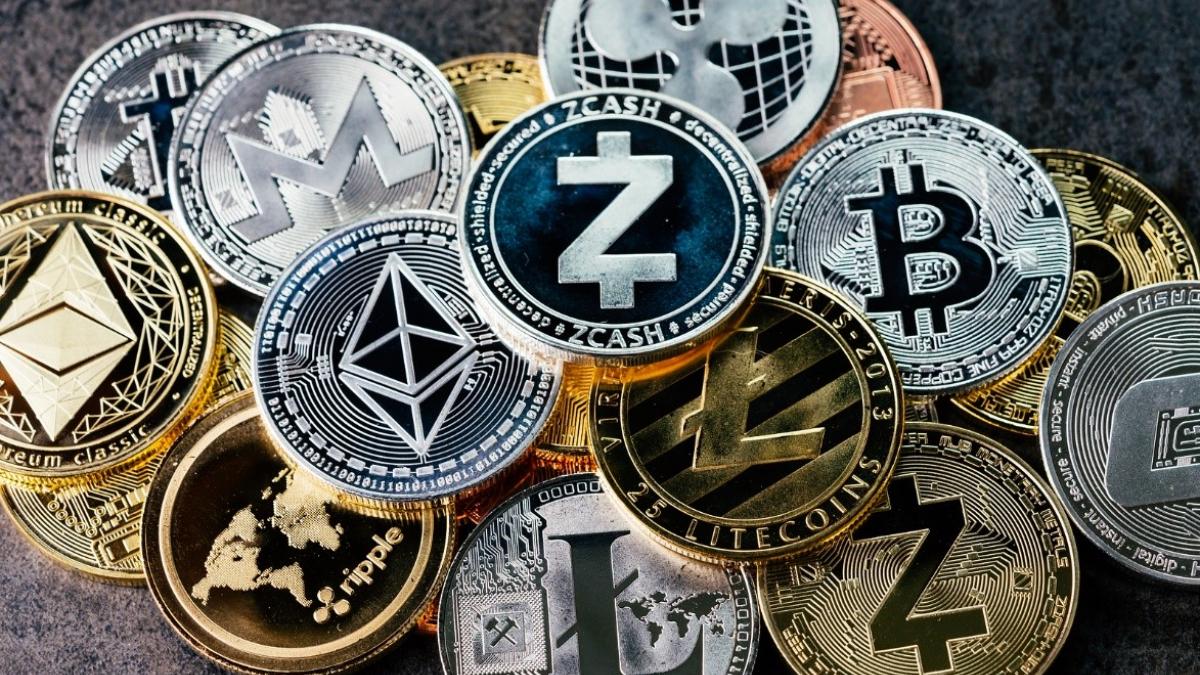 Crypto Tokens Price Today: Solana, Dogecoin, Cardano Dips By A Drastic Percentage Following The Hack