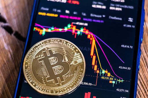 Bitcoin Surges to $29k as Fed Chair Hints at No Interest Rate Hike