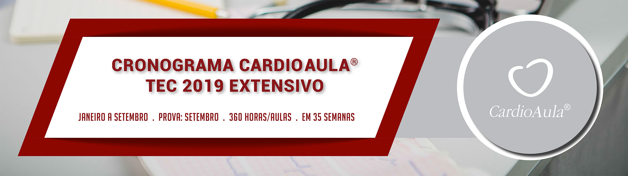 CardioAula - Médico escrevendo coração de ECG