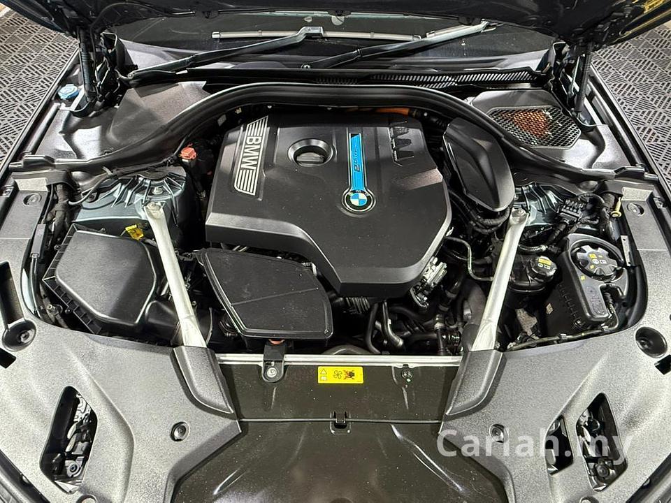 2019 BMW 530e M Sport Sedan