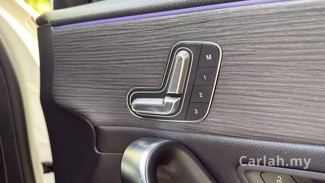 2018 Mercedes-Benz A200 Progressive Line Hatchback