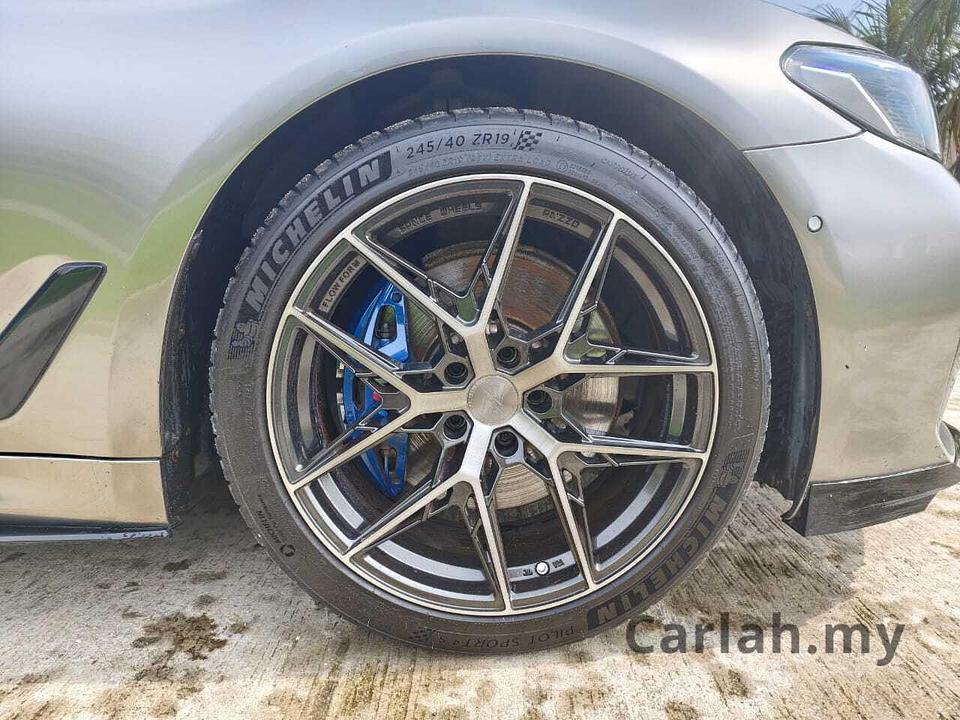 2017 BMW 530i 2.0 Sedan