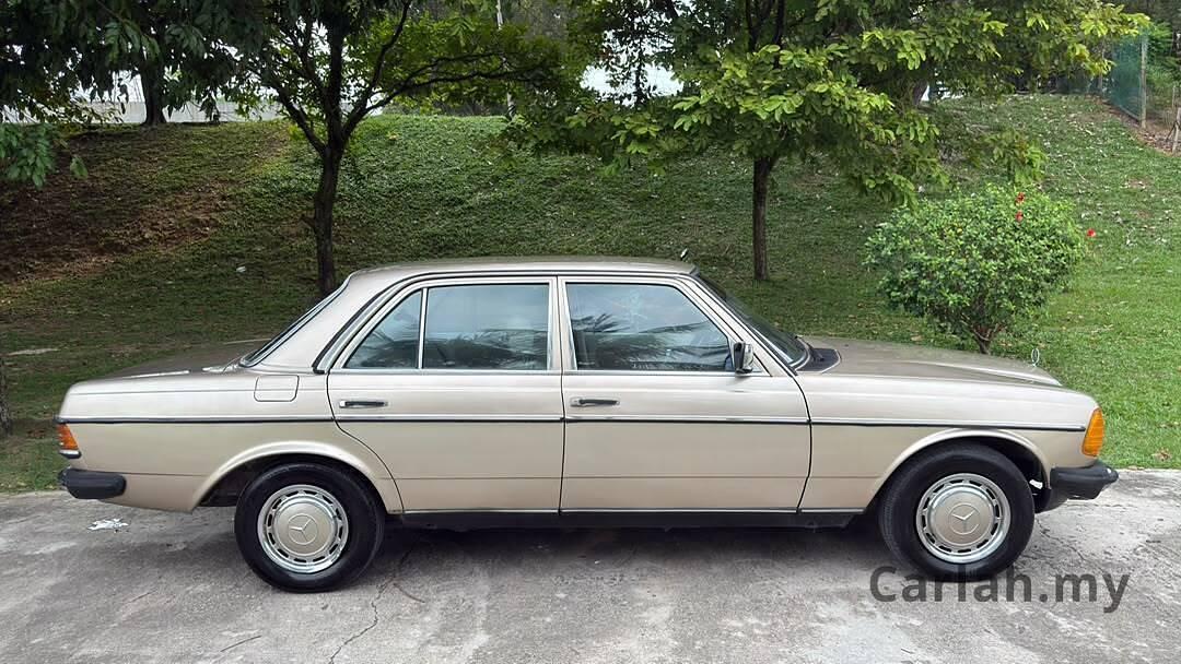 1983 Mercedes-Benz 230E Sedan