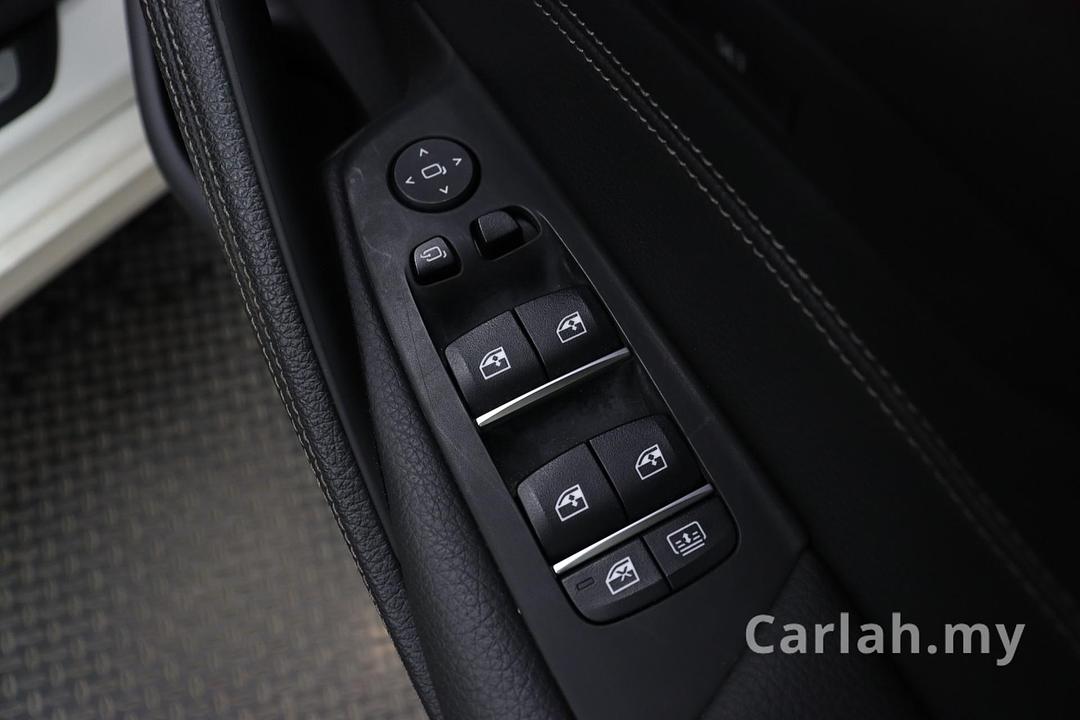 2020 BMW 520i Luxury Sedan – VFP9323 - Photo 9