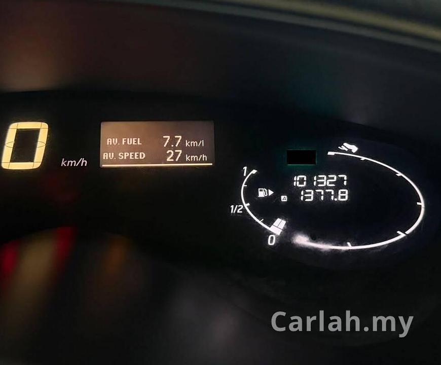 2015 Nissan Serena 2.0L Highway Star S-Hybrid Van
