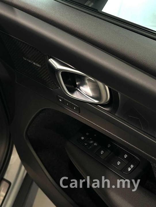 2024 Volvo C40 Recharge Ultimate SUV - Photo 11