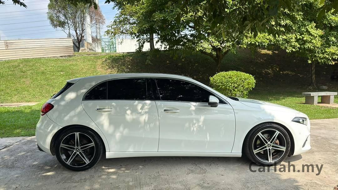2018 Mercedes-Benz A200 Progressive Line Hatchback