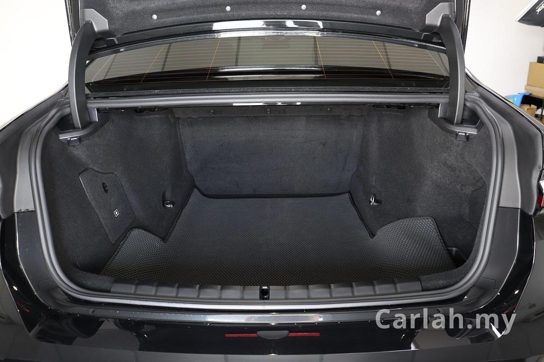 2025 BMW 750e xDrive M Sport Sedan – JYL2378 - Photo 5
