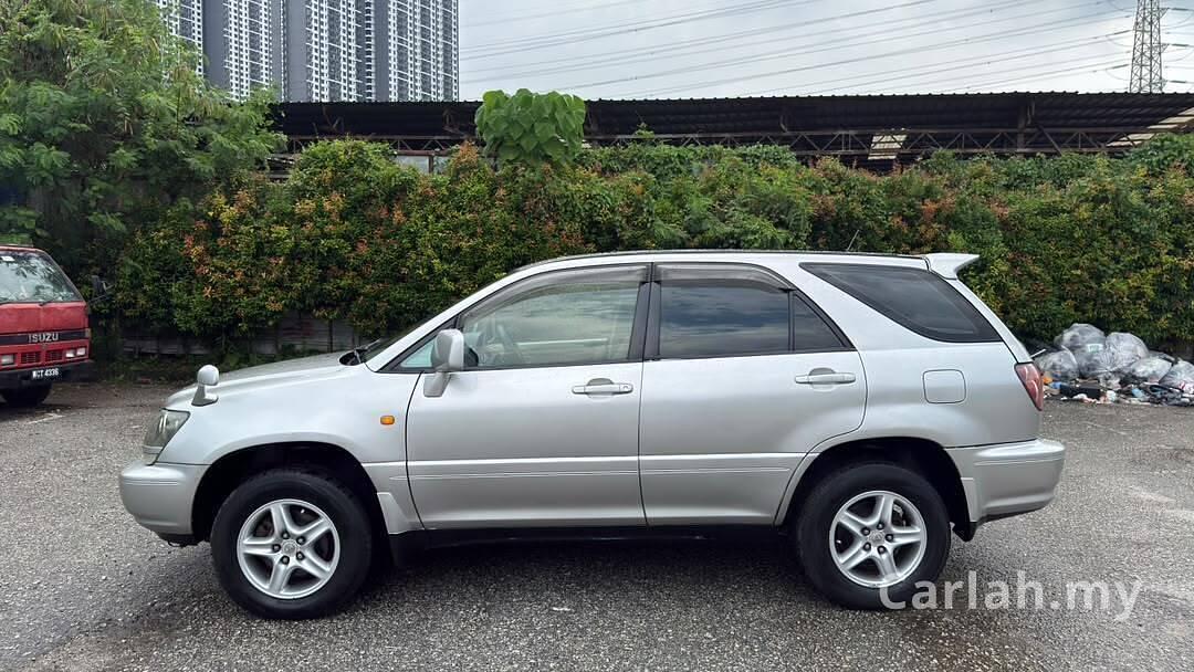 1998 Toyota Harrier 3.0 V6 SUV
