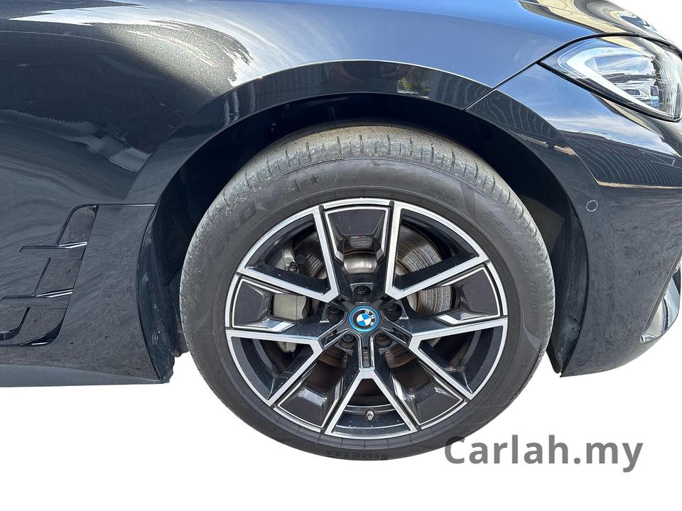 2023 BMW i4 eDrive35 M Sport Sedan – VRP4062 - Photo 4