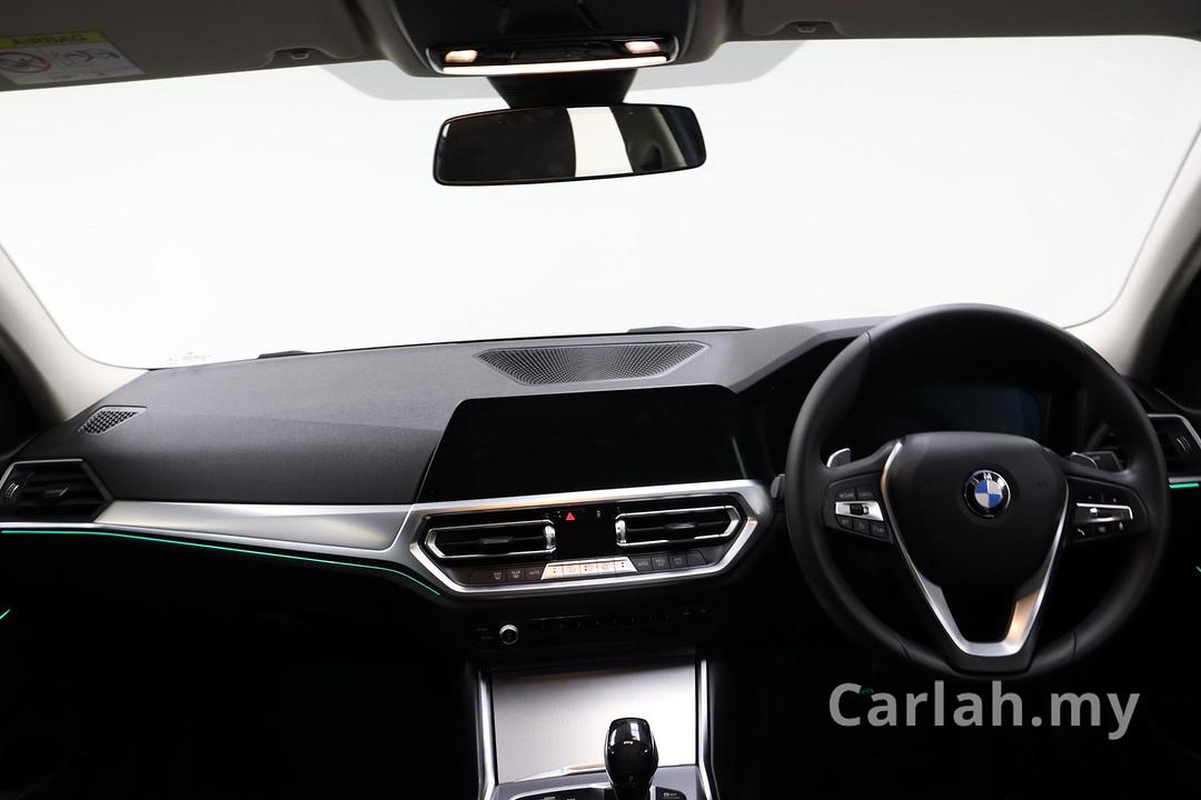 2020 BMW 320i Sport Sedan – BQD6700 - Photo 16