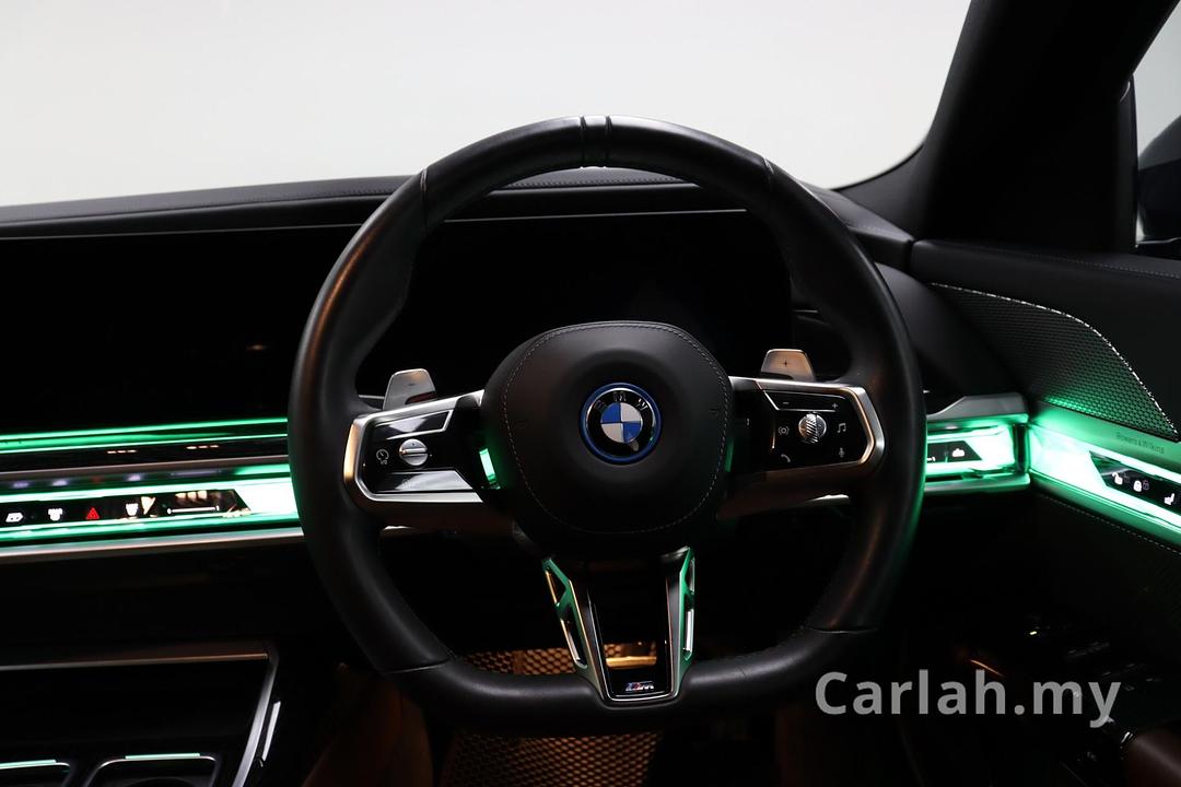 2025 BMW 750e xDrive M Sport Sedan – JYL2378 - Photo 10