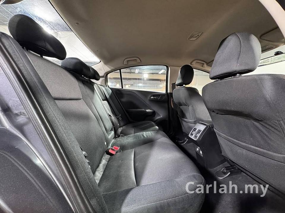 2015 Honda CITY V 1.5L IVTEC Sedan