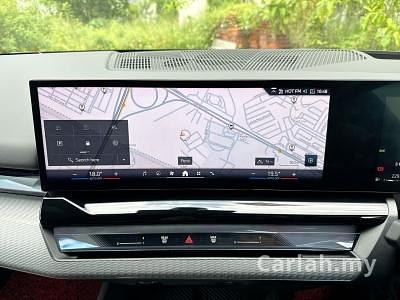 2025 BMW 520i M Sport Sedan – APK6326 - Photo 18