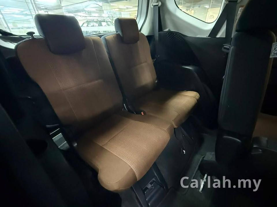 2017 Toyota Sienta 1.5 V Van