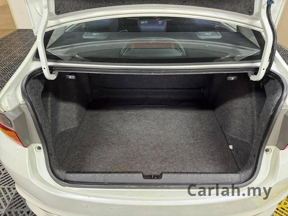 2017 Honda City 1.5L Hybrid Sedan