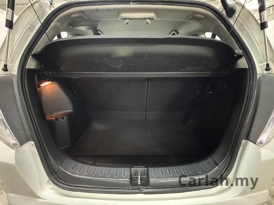 2013 Honda Jazz 1.3 Hybrid Hatchback