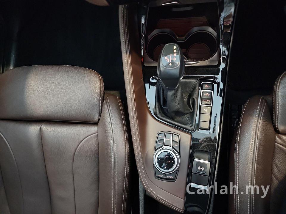 2017 BMW X1 sDrive20i SUV – VAR9928 - Photo 13