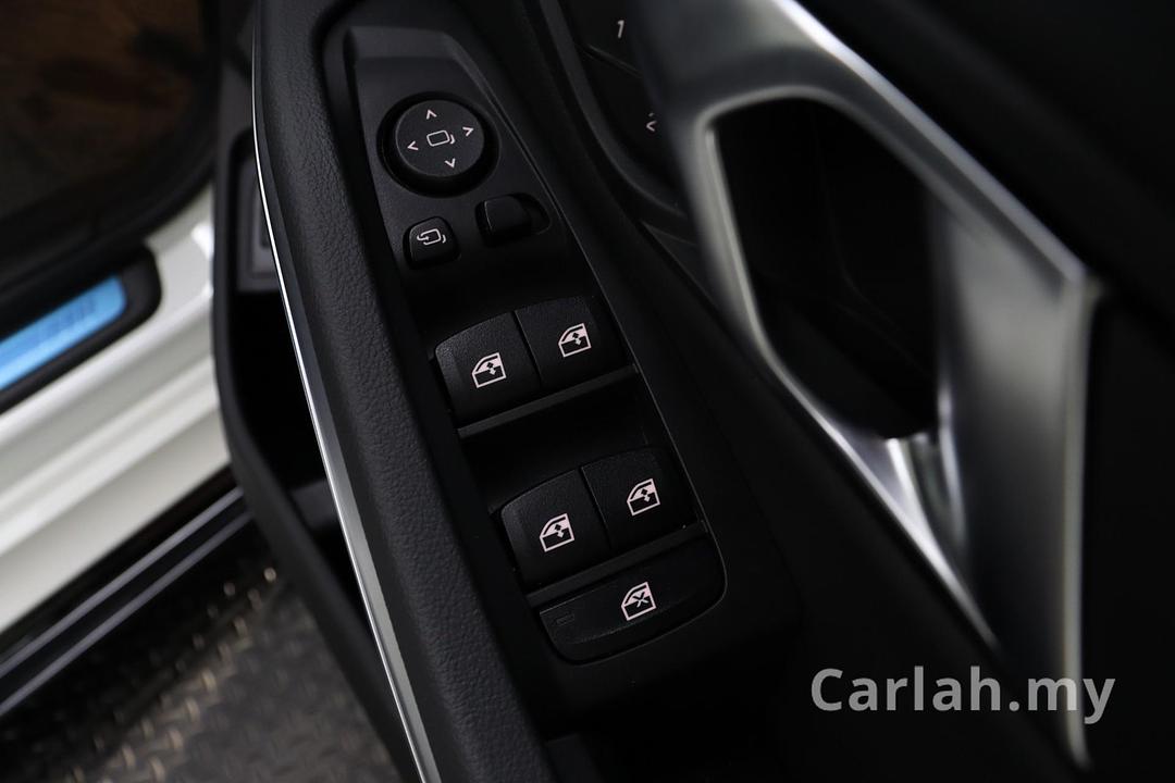 2024 BMW M340i xDrive Sedan – VRB1586