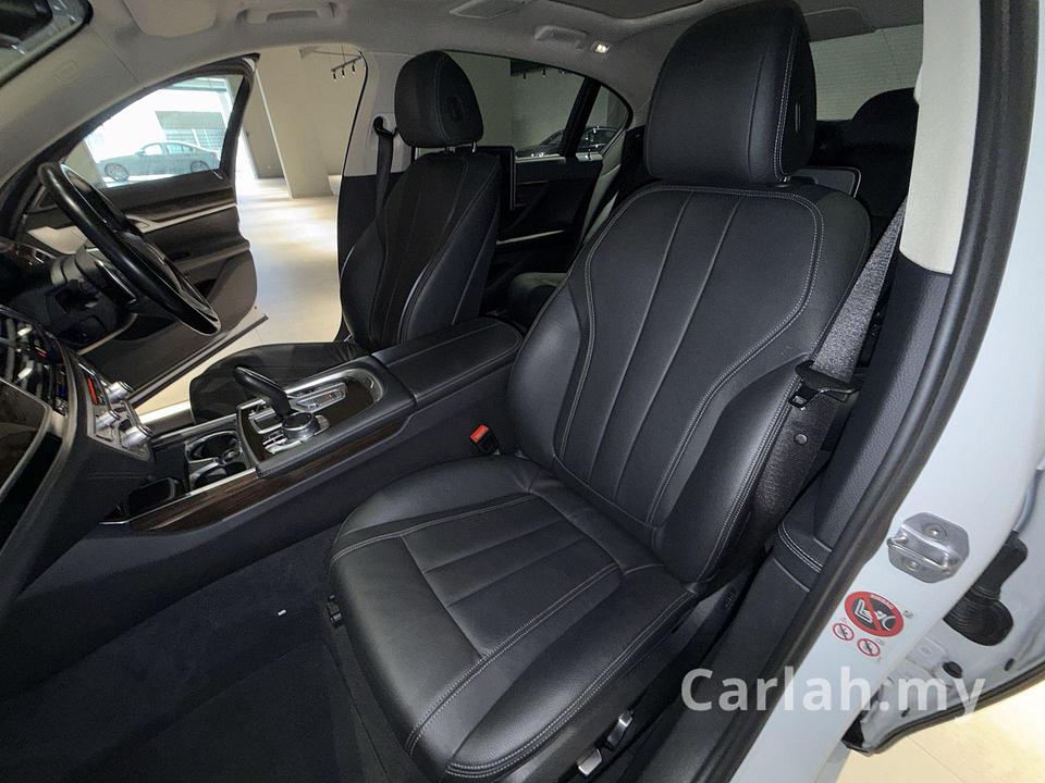 2016 BMW 730Li Sedan – VDU7 - Photo 18