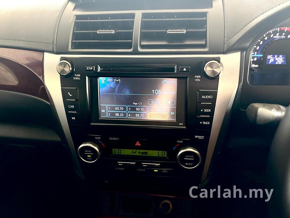 2014 Toyota Camry 2.5V Sedan