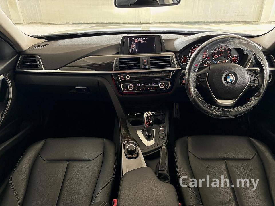 2016 BMW 318i Sedan