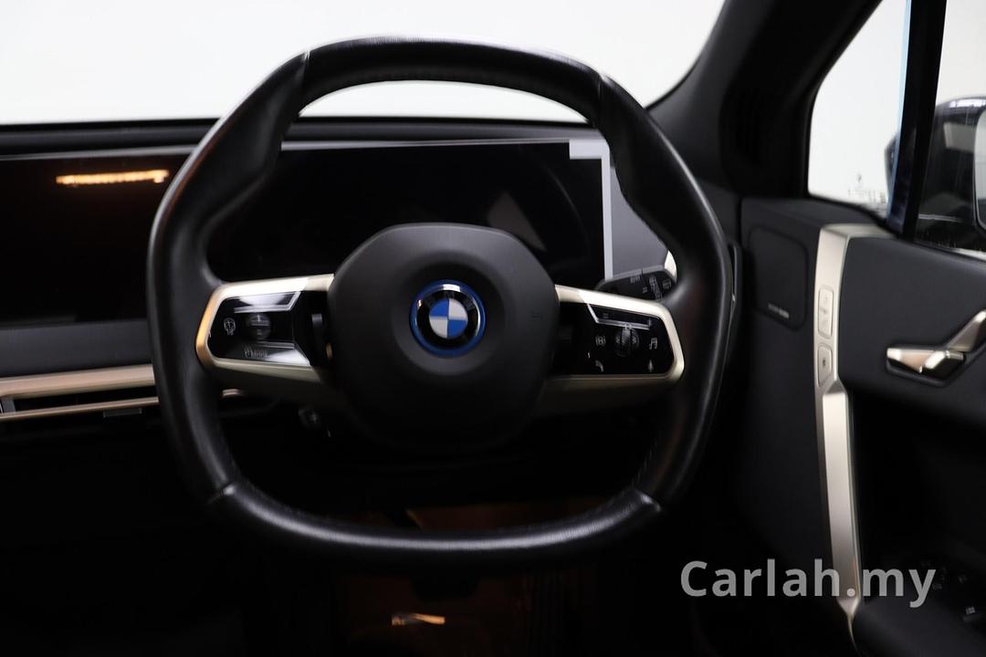2023 BMW iX xDrive50 Sport SUV – VKX2107 - Photo 10