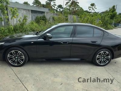 2025 BMW 520i M Sport Sedan – APK6326 - Photo 5