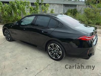 2025 BMW 520i M Sport Sedan – APK6326 - Photo 6