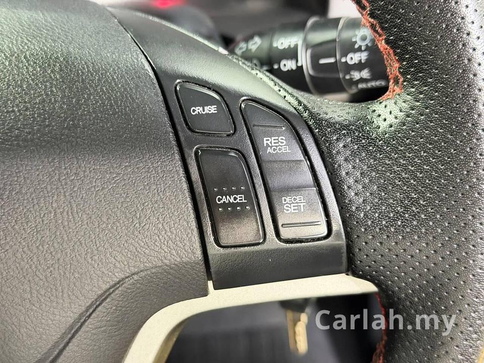 2010 Honda CR-V 2.0L I-VTEC SUV - Photo 9
