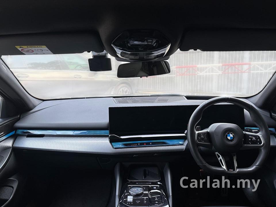 2024 BMW 520i M Sport Sedan – VRP2415 - Photo 16