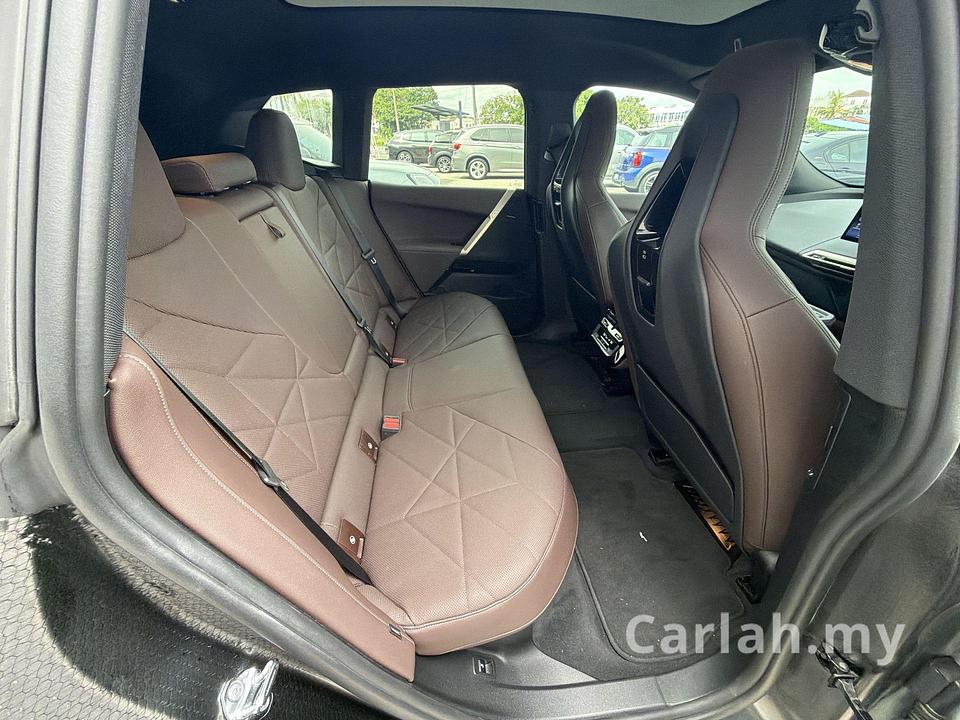 2025 BMW iX xDrive45 Sport SUV – VQN7586 - Photo 16
