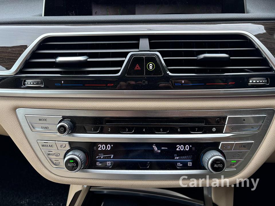 2016 BMW 730Li Sedan – VRP8941 - Photo 14