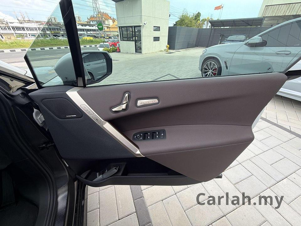 2025 BMW iX xDrive45 Sport SUV – VQN7586 - Photo 6