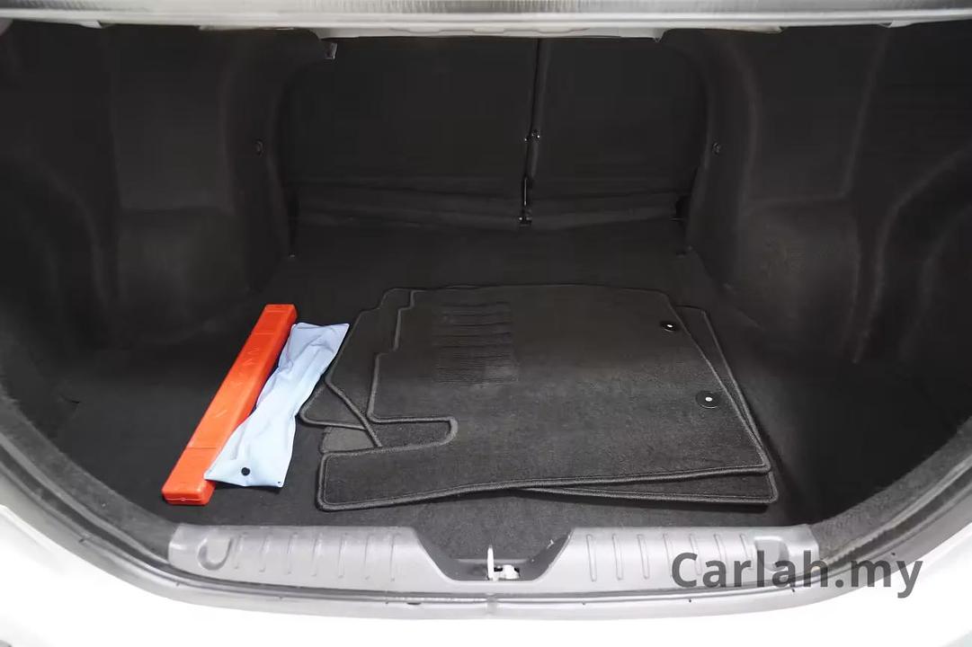 2021 Perodua Bezza 1300 X Sedan – VGF1356 - Photo 13