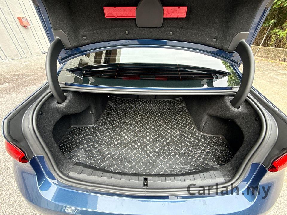 2021 BMW 320i Sport Sedan – UM8988 - Photo 18