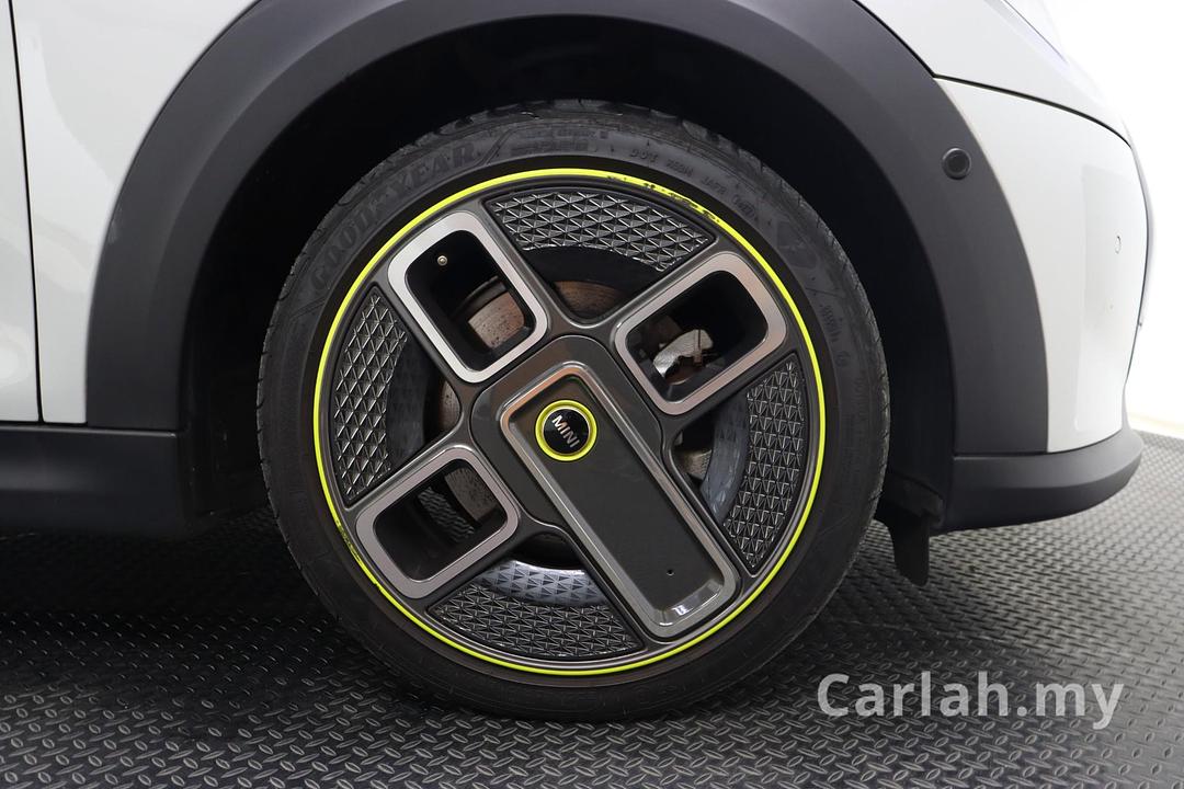 2022 MINI 3 Door Cooper SE Hatchback – VKF2283