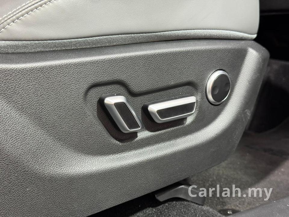 2025 Proton X70 1.5 TGDI PREMIUM X 2WD SUV