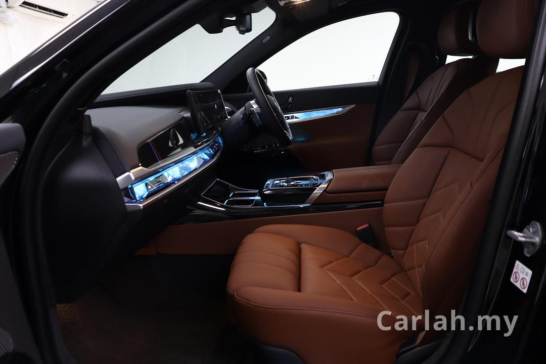 2023 BMW i7 xDrive60 M Sport Sedan – VLS6463 - Photo 17