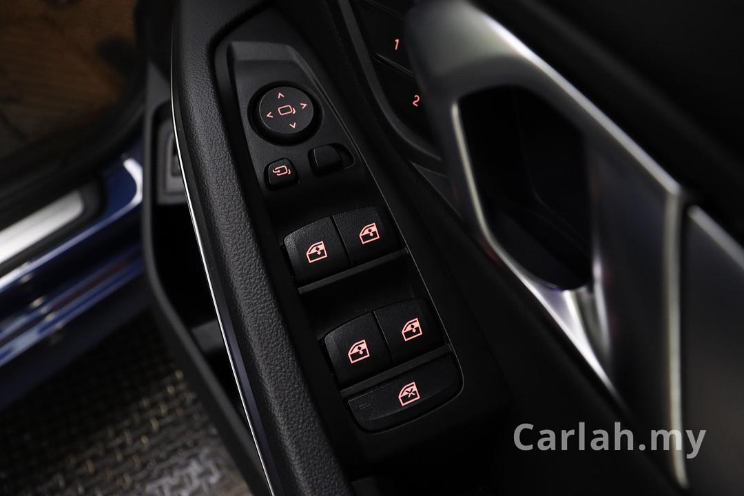 2020 BMW 320i Sport Sedan – BQD6700 - Photo 9