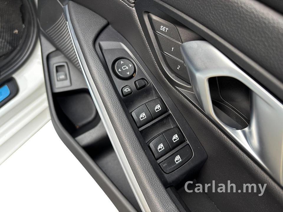 2024 BMW 320i M Sport Sedan – VMR196 - Photo 9