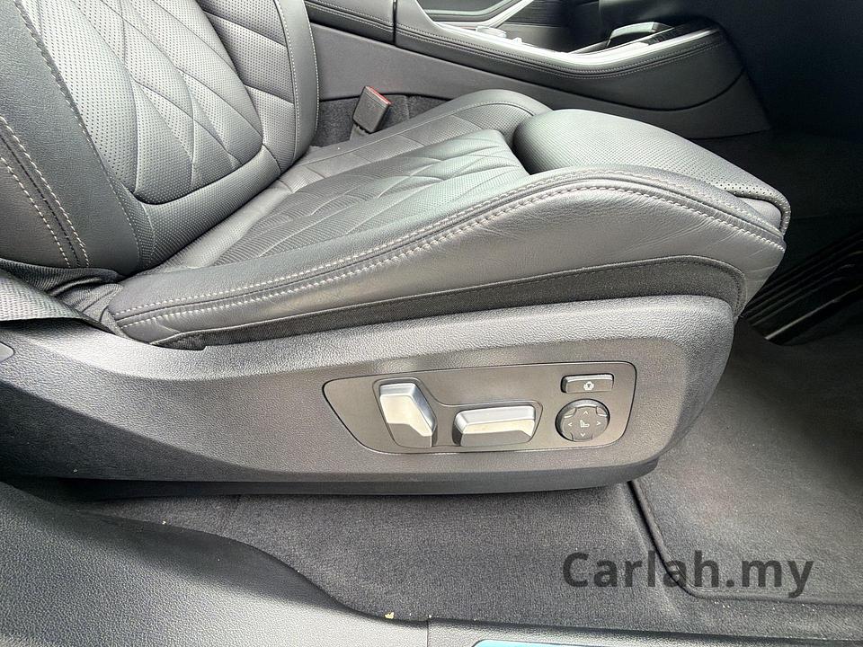 2025 BMW X5 xDrive50e M Sport SUV – QDD2057 - Photo 5