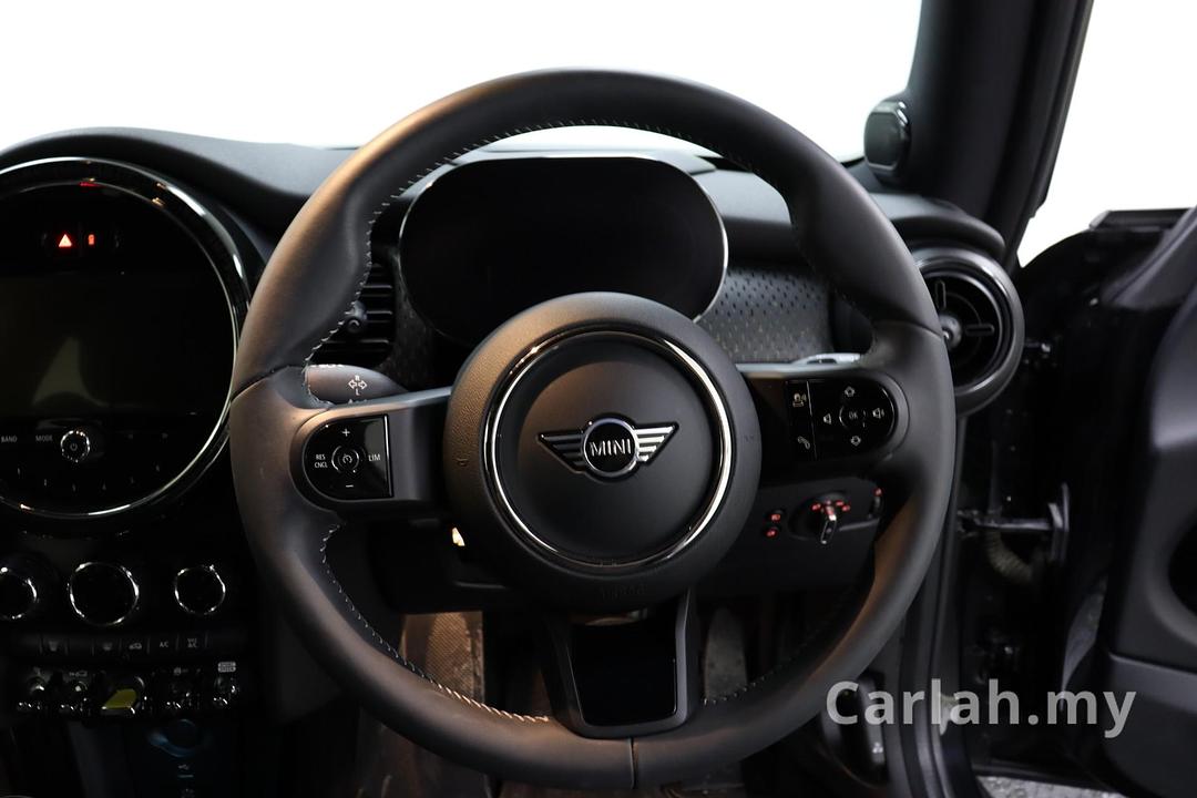 2022 MINI 3 Door Cooper SE Hatchback – VRJ4292