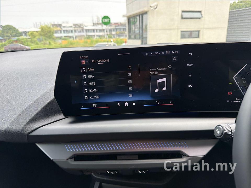 2025 BMW 218 Sport Sedan – VQK9585 - Photo 9