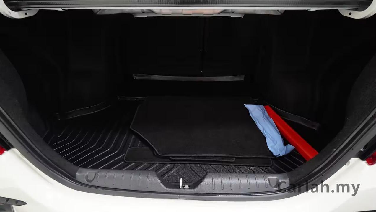 2022 Perodua Bezza 1300 AV Sedan – DEG9635
