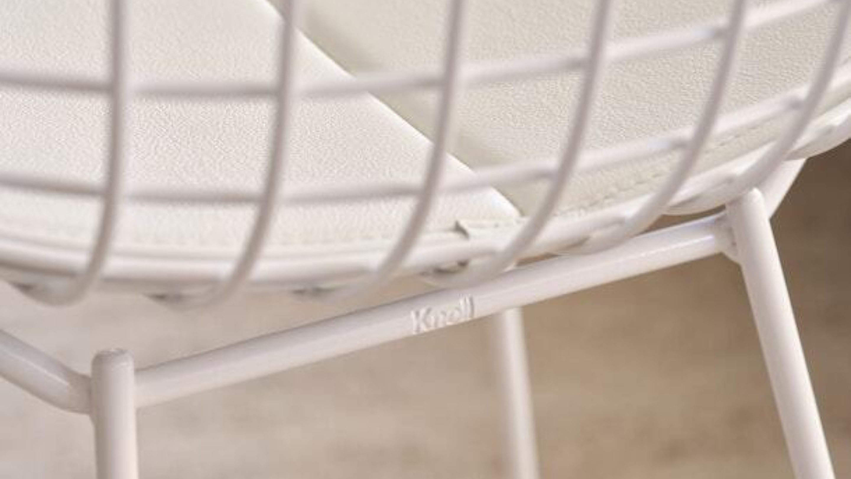 Knoll detail bertoia chair white