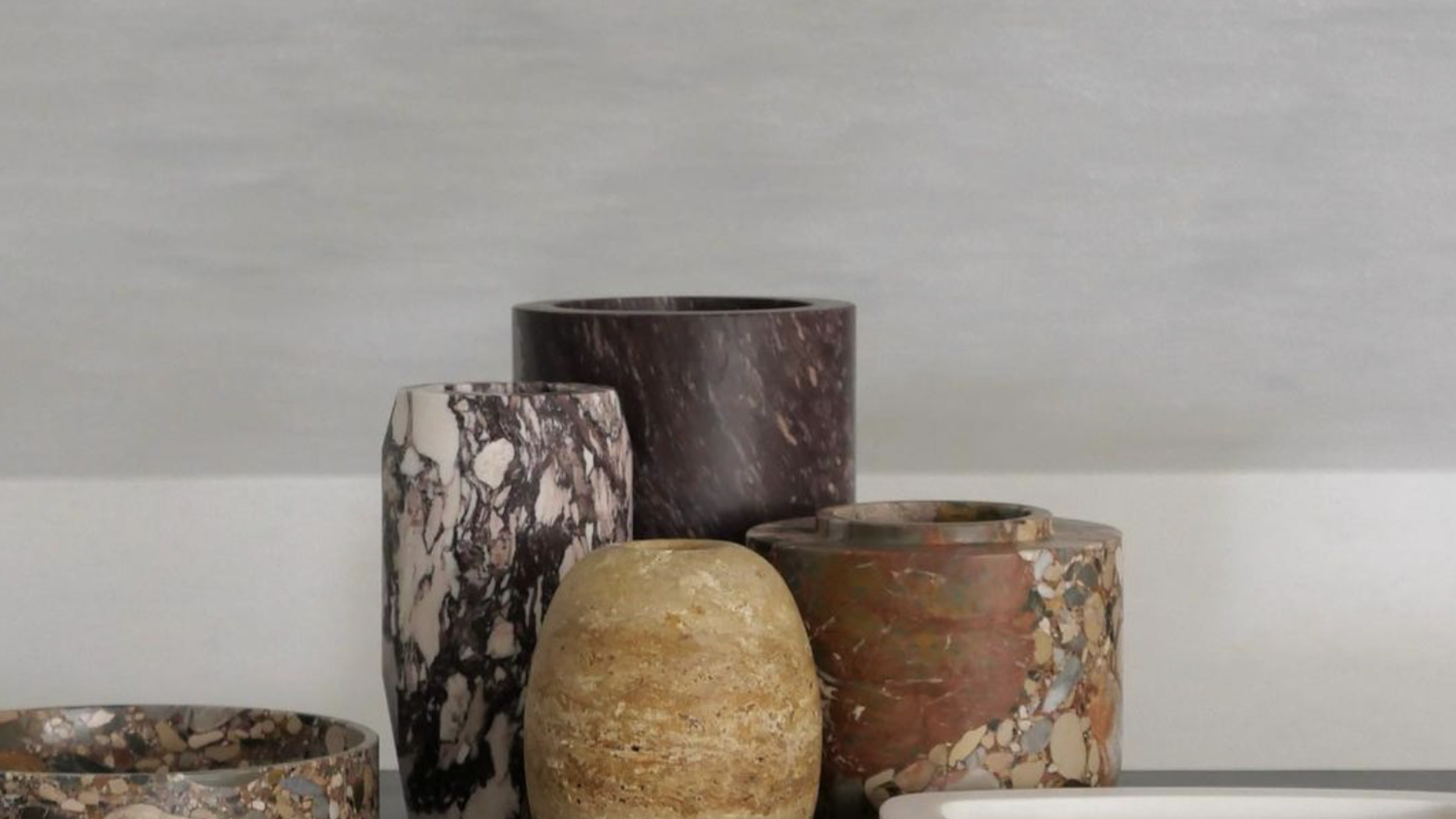 Michael Verheyden - studio settings - marble - accessoires